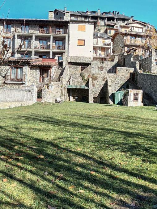 Cal Duran Apartman Bellver de Cerdanya Kültér fotó